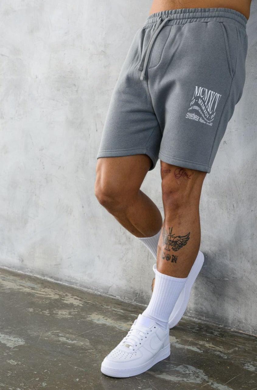 APEX SHORT - LAVA GREY