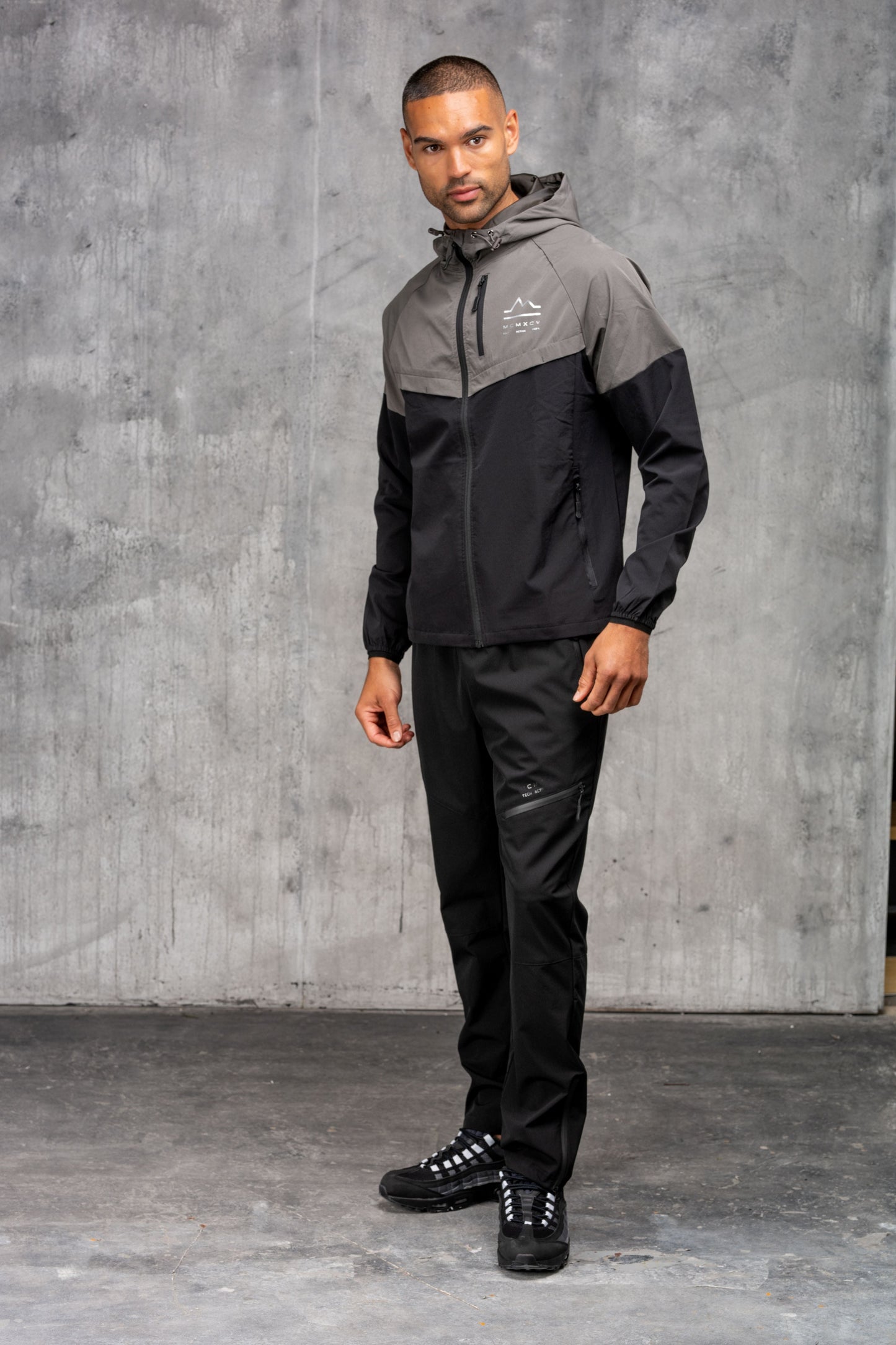 ASCENT V2 TECH PANT - BLACK