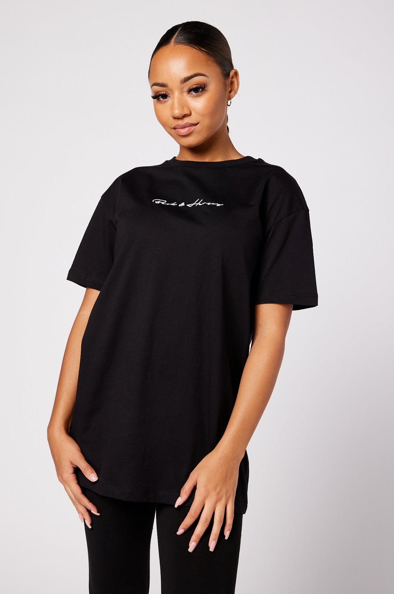 LOUISE T-SHIRT- BLACK
