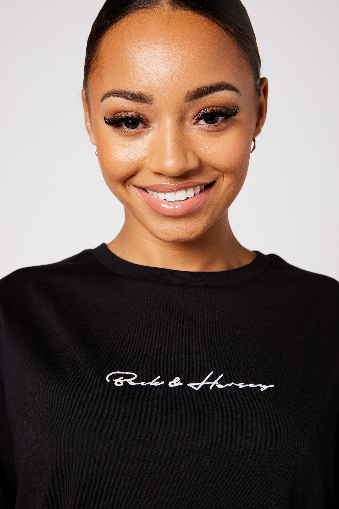 LOUISE T-SHIRT- BLACK