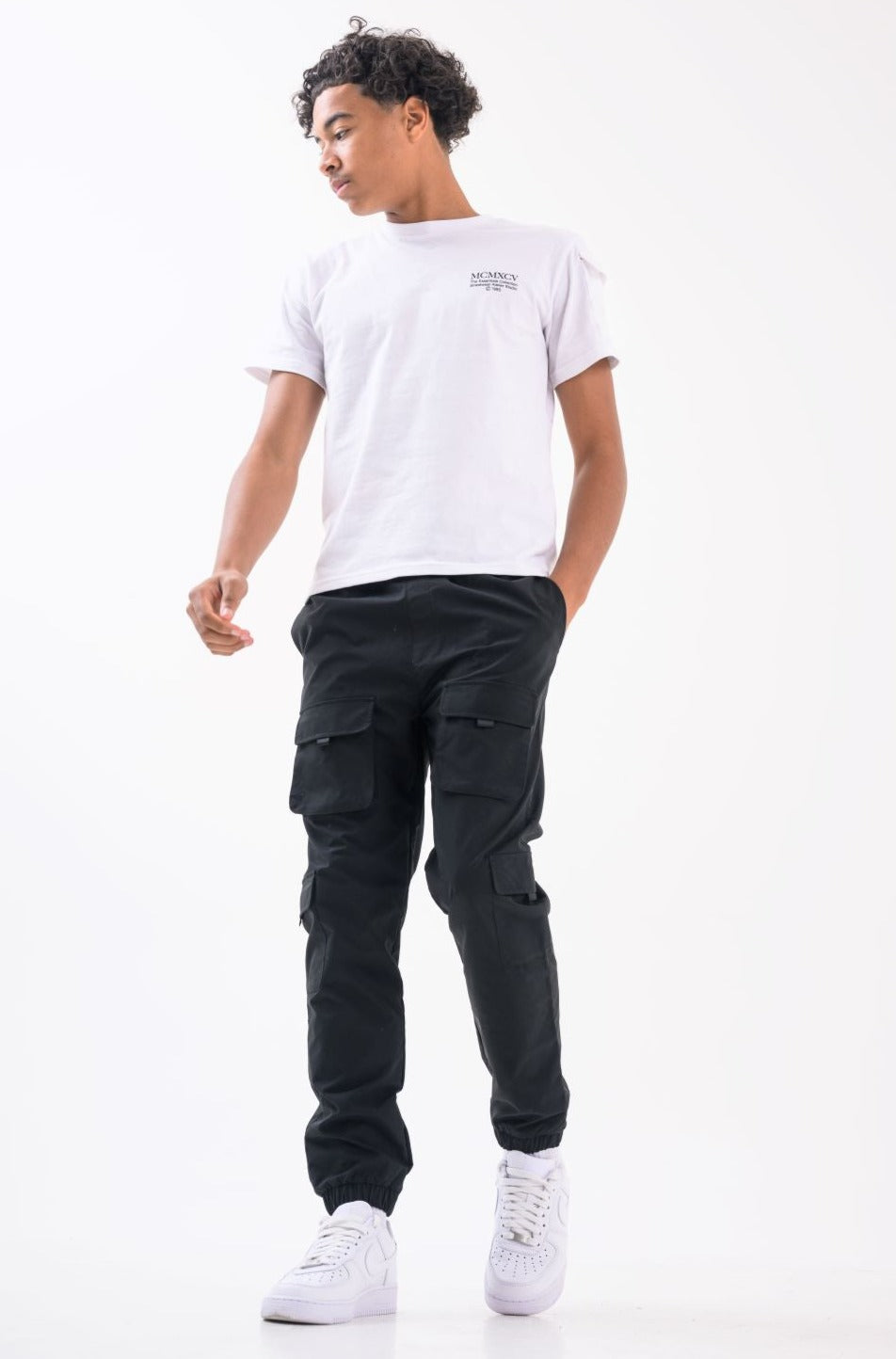DIVISION BOYS CARGO PANTS - BLACK