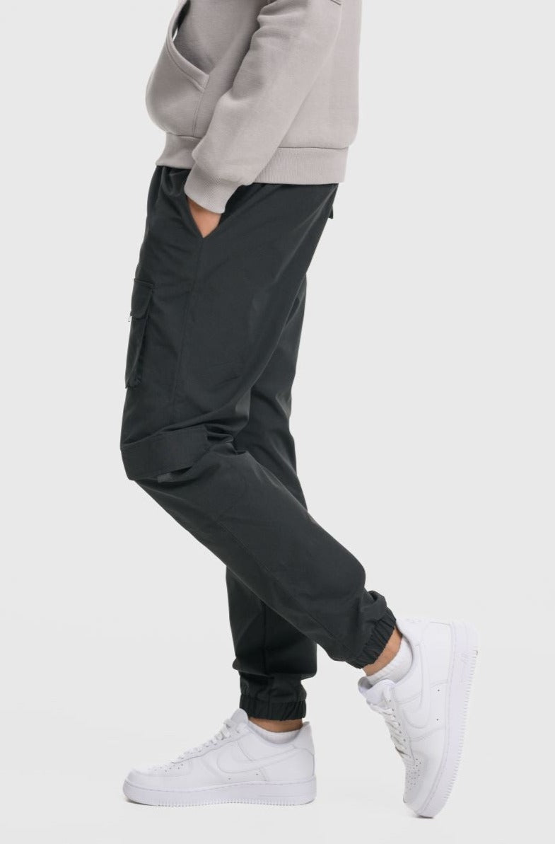 DIVISION BOYS CARGO PANTS - BLACK