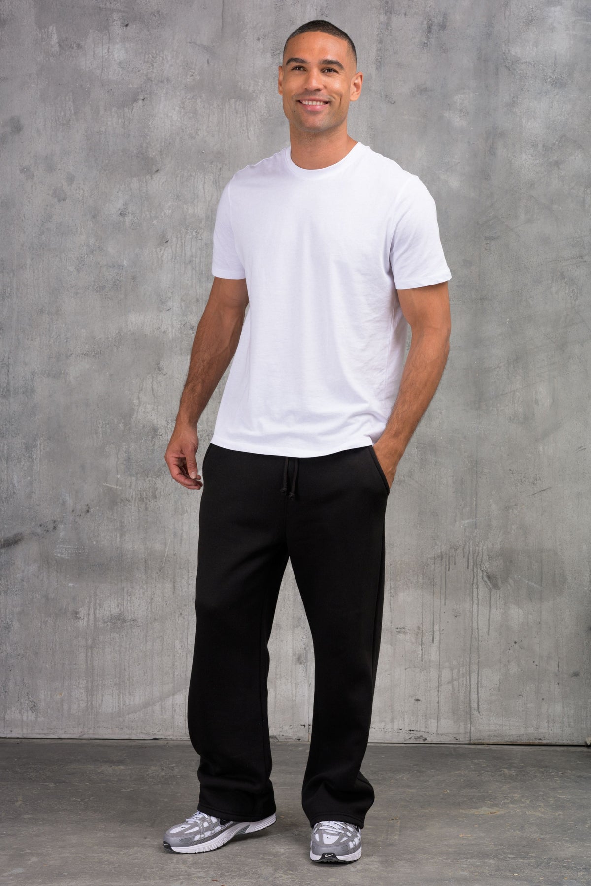 FELIX (UNBRANDED) OPEN HEM JOGGERS - BLACK