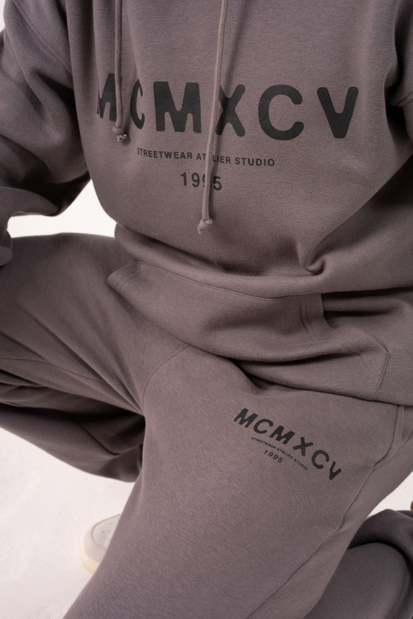 GAMBIT TRACKSUIT - CHARCOAL