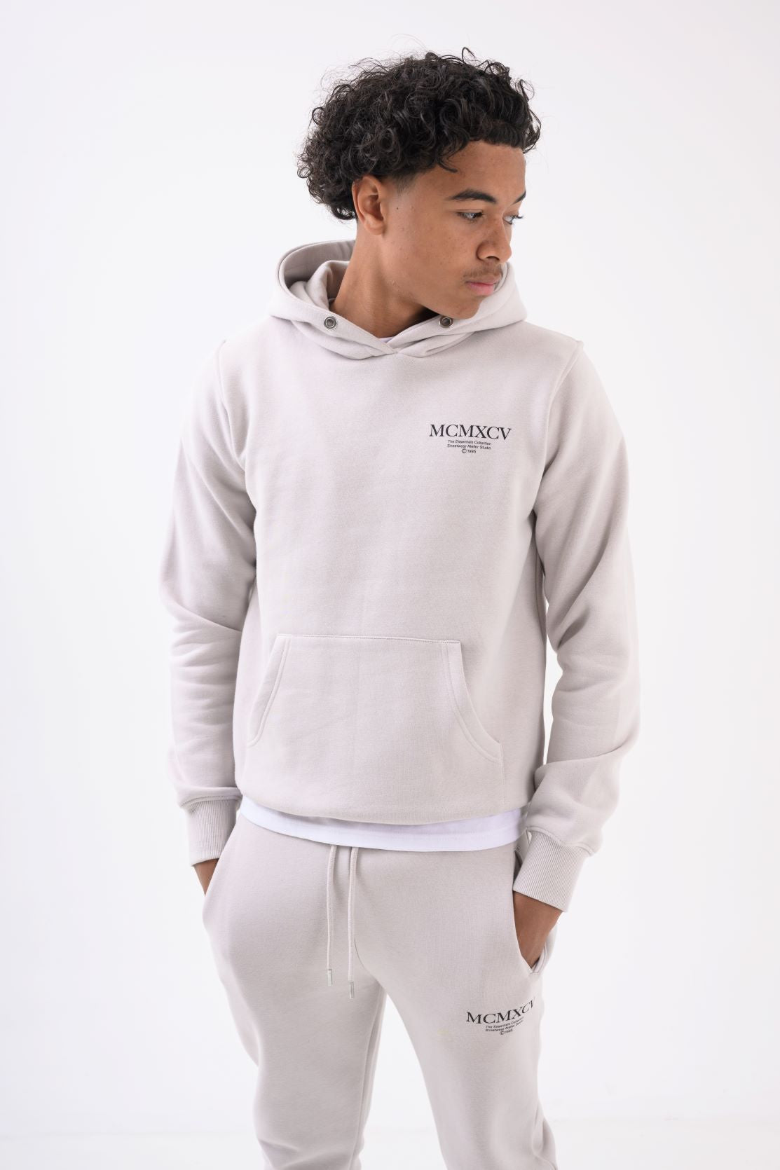 GLACIER BOYS JOGGER - OFF WHITE