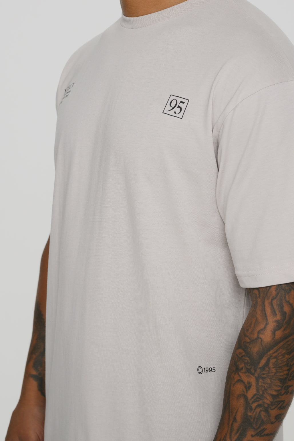 HOXTON T-SHIRT - OFF WHITE