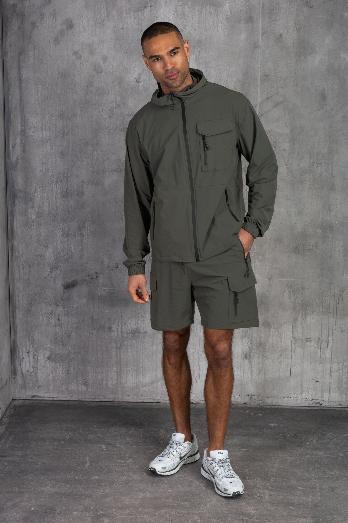 JETSTAR SHORT - DK KHAKI