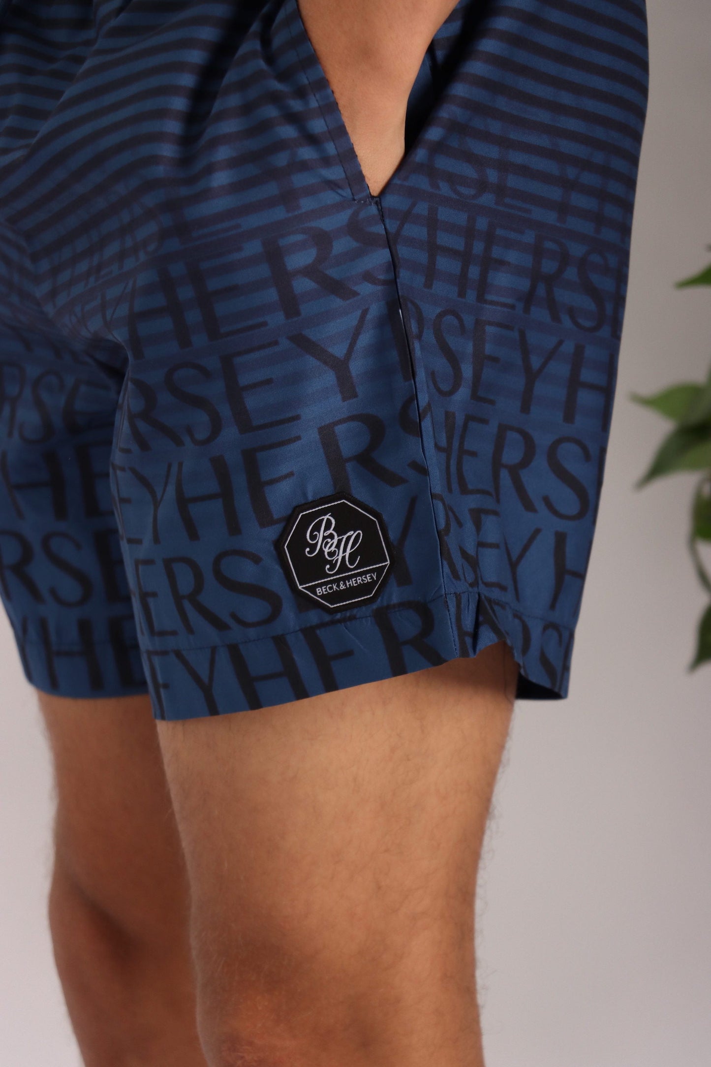 BARRY SWIM SHORTS - NAVY