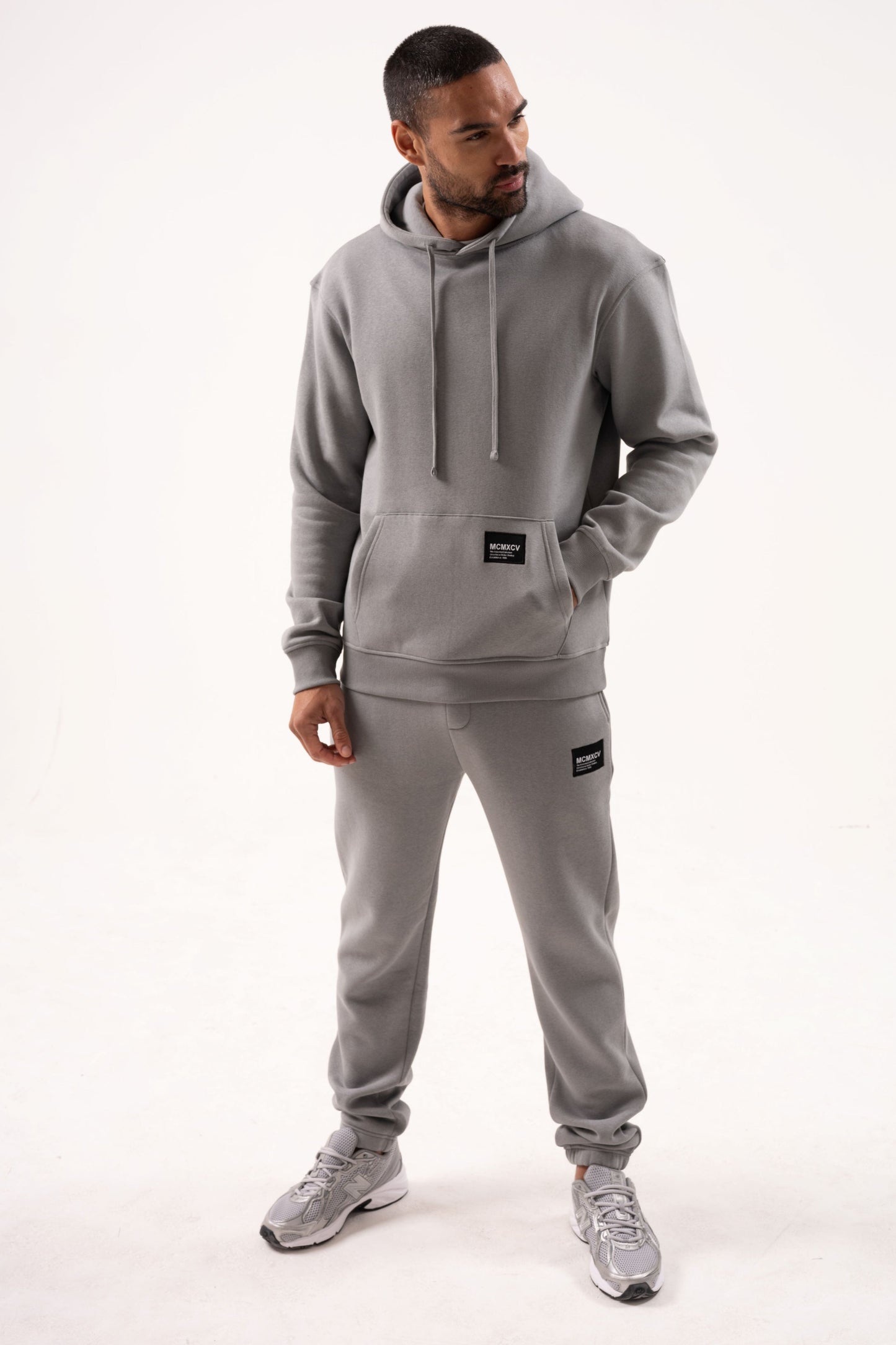 APOLLO TRACKSUIT - LAVA GREY