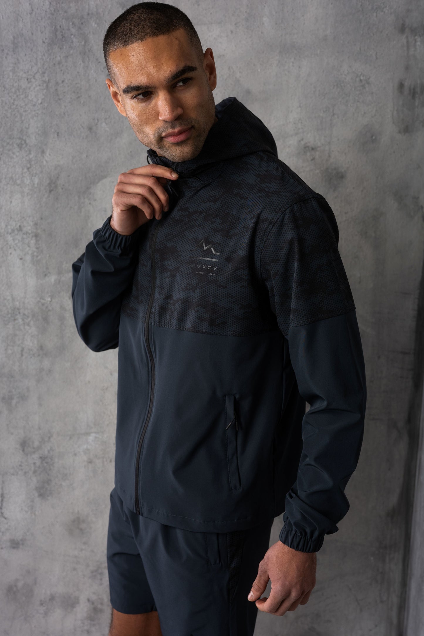 ARMOUR WINDBREAKER JACKET & SHORT - OMBRE/BLACK