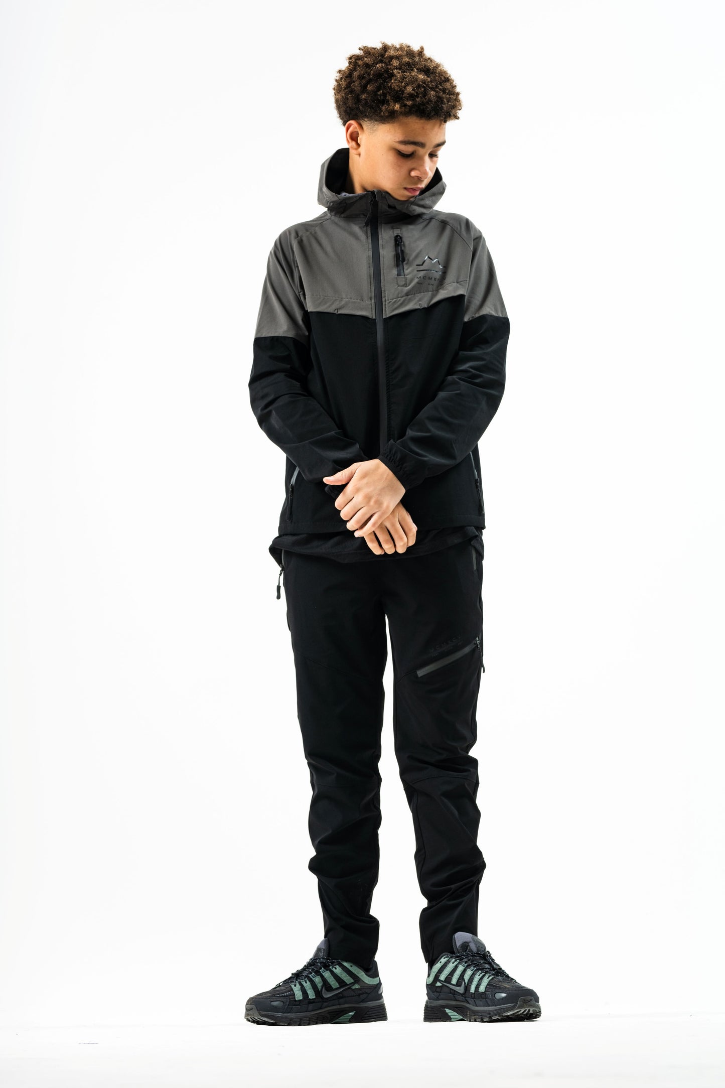 ASCENT JUNIOR TECH TRACKSUIT- CHARCOAL/BLACK