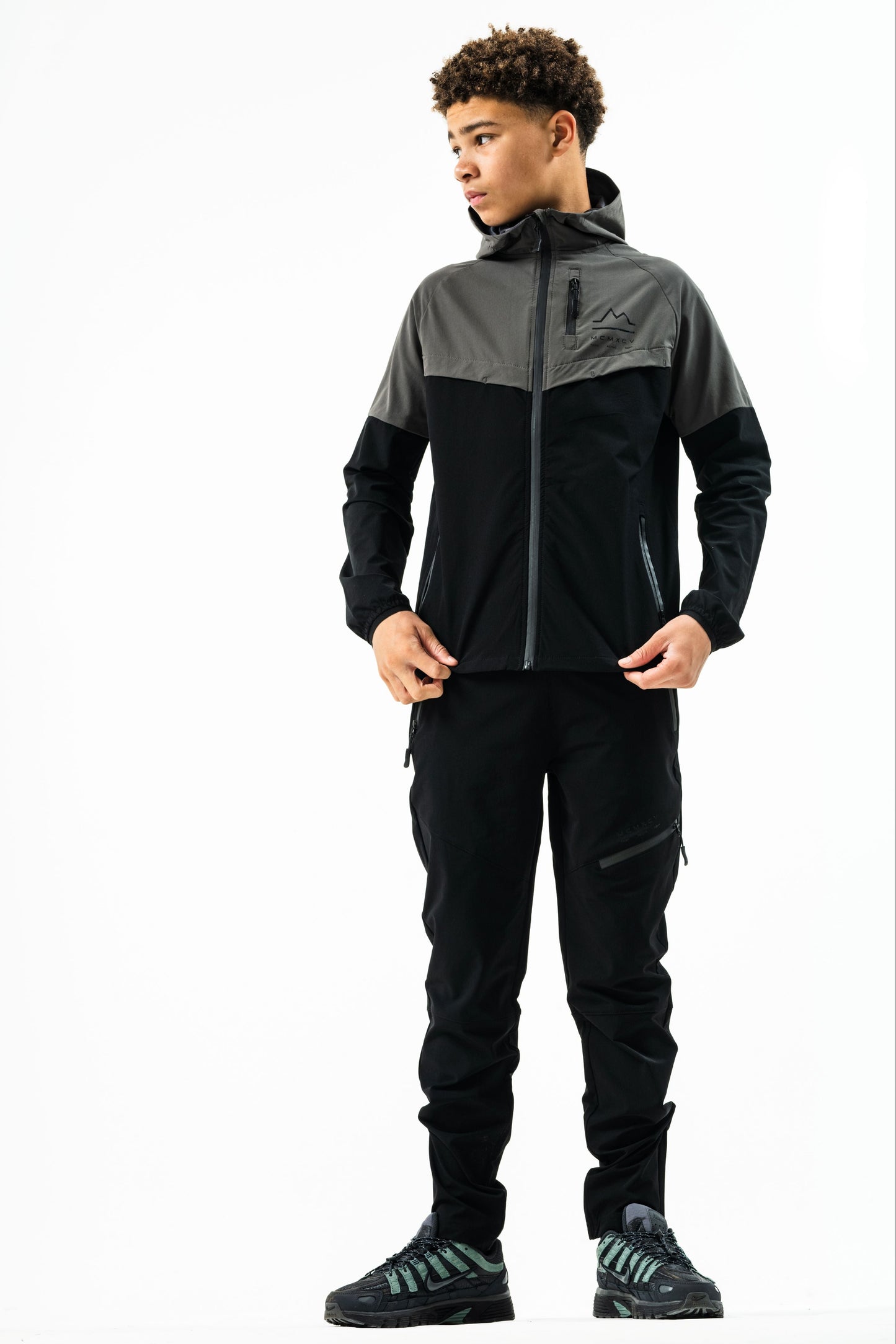 ASCENT JUNIOR TECH TRACKSUIT- CHARCOAL/BLACK