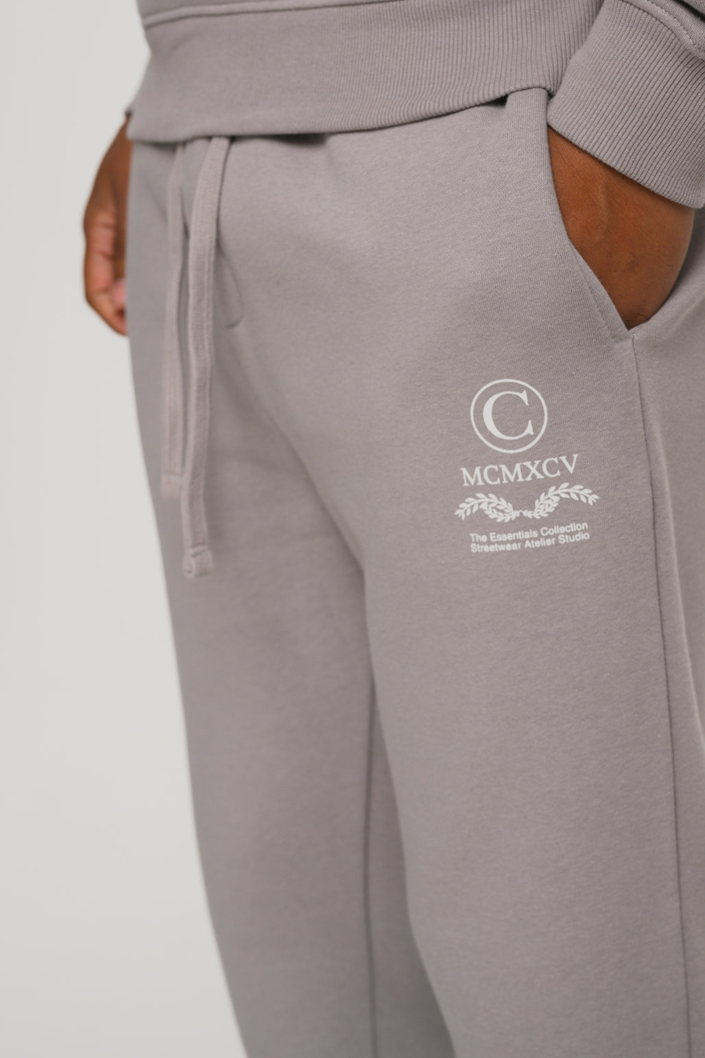 CABLE JOGGERS - LT GREY