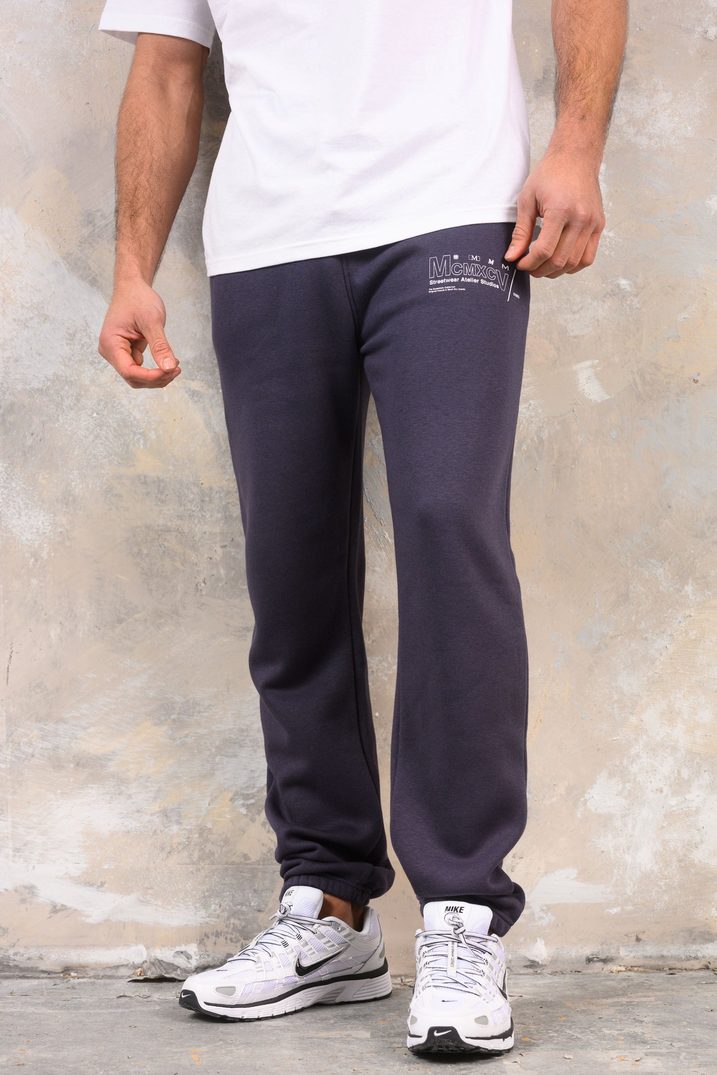 COBRA CUFFED JOGGERS - NAVY
