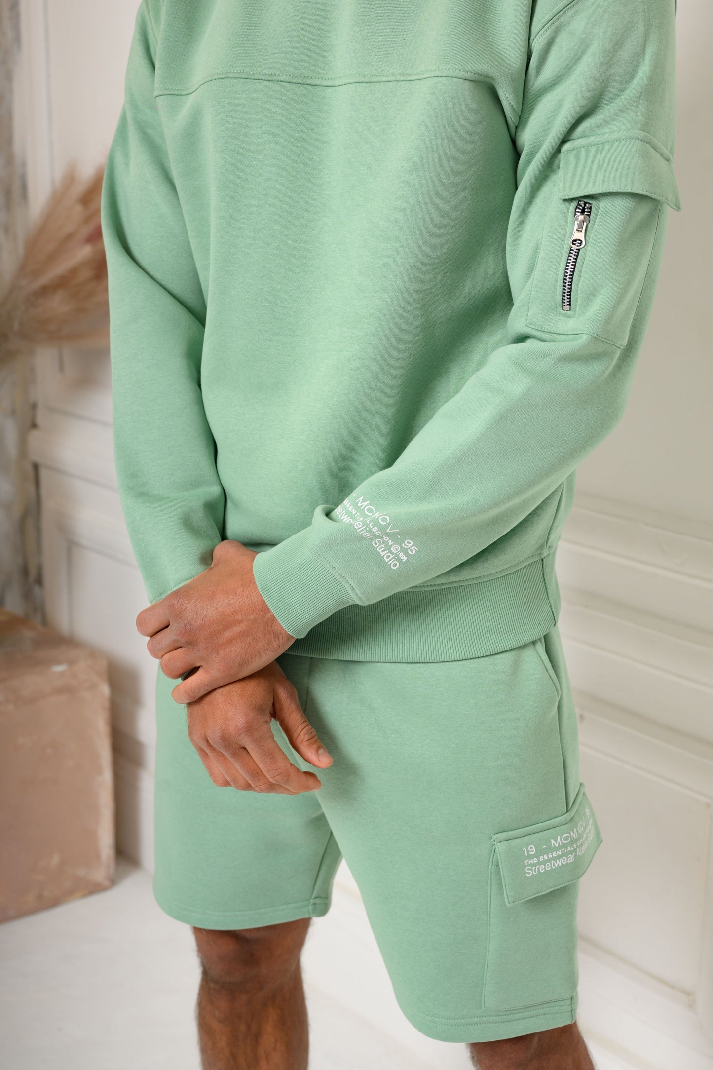 COLE FLEECE SHORT - SAGE