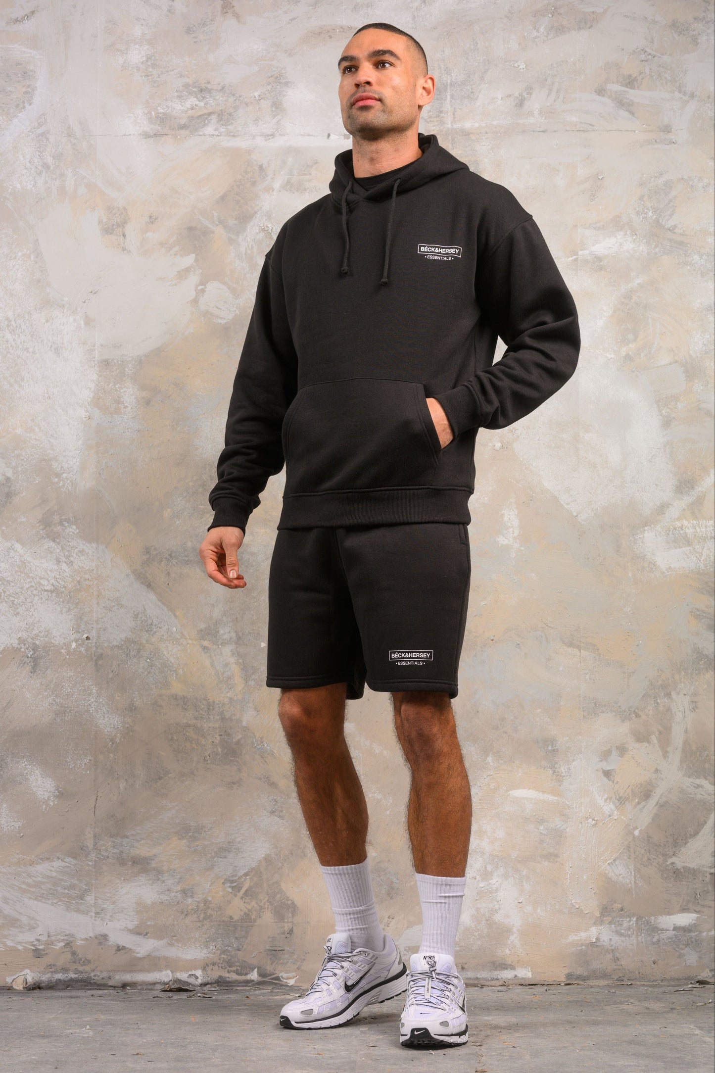 ESSENTIALS HOODY TEE & SHORT SET - BLACK