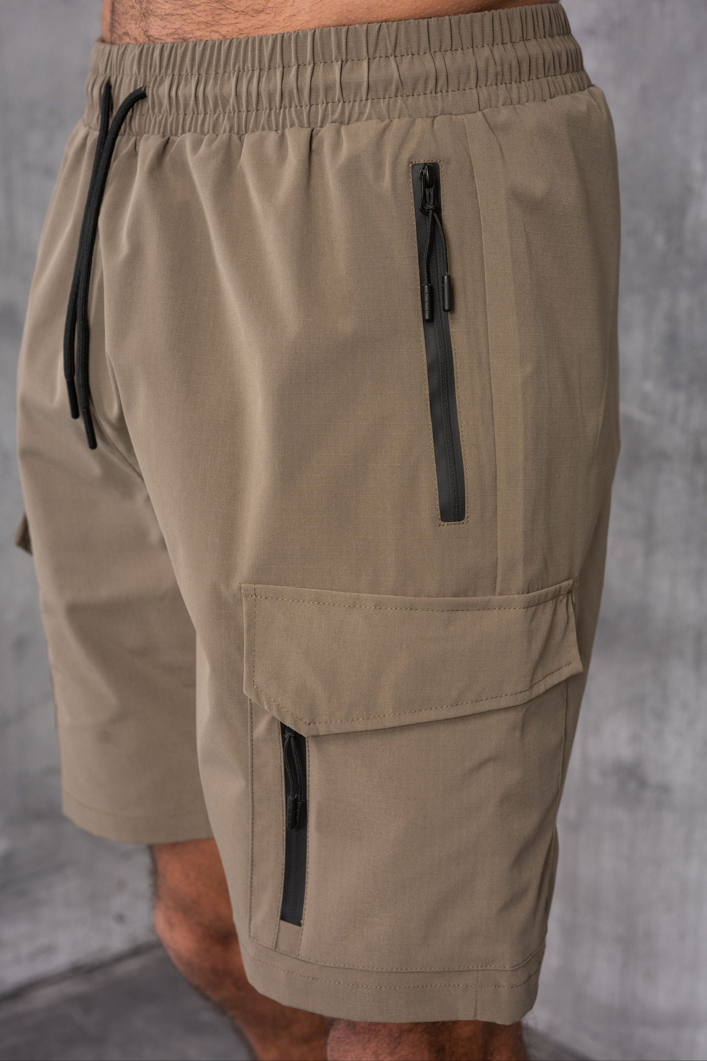 FALCON SHORT - DK TAUPE