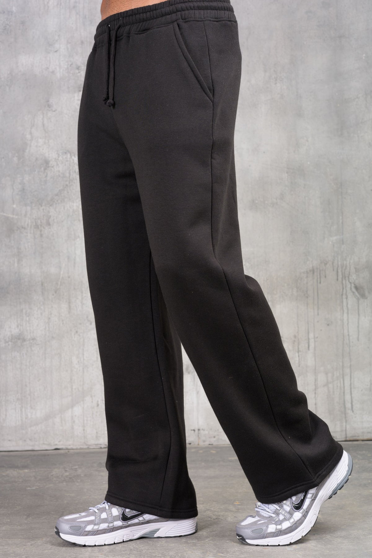 FELIX (UNBRANDED) OPEN HEM JOGGERS - BLACK