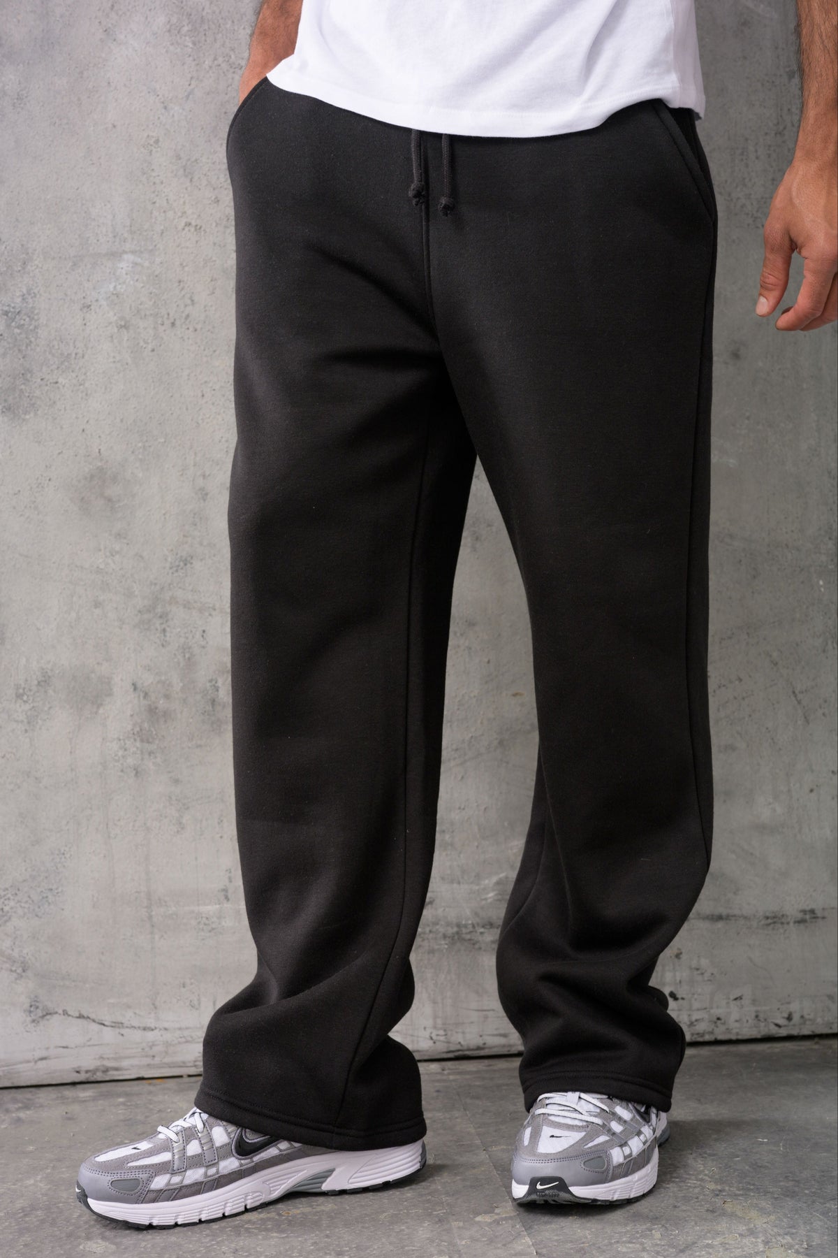 FELIX (UNBRANDED) OPEN HEM JOGGERS - BLACK