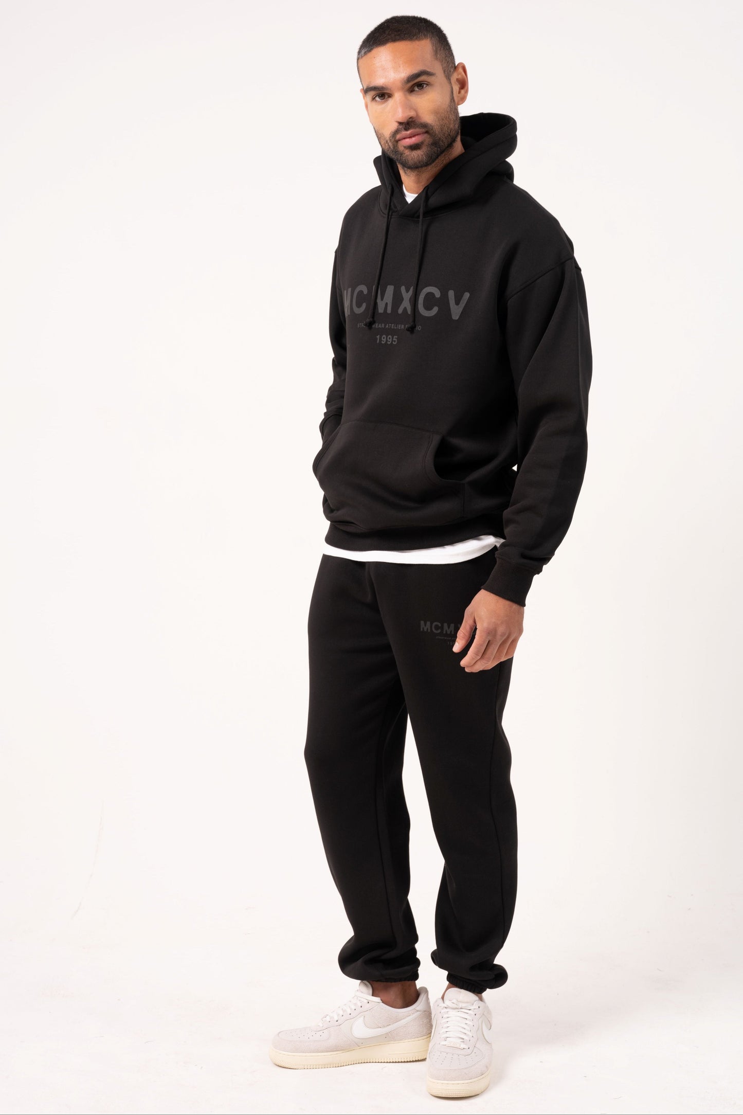 GAMBIT TRACKSUIT - BLACK