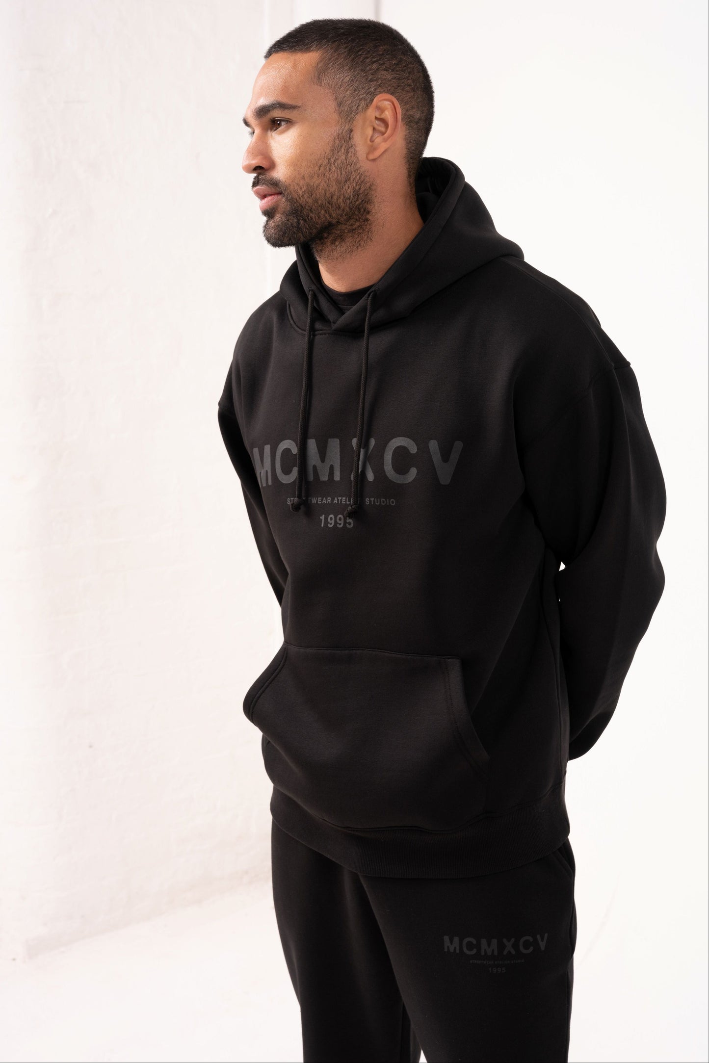 GAMBIT TRACKSUIT - BLACK
