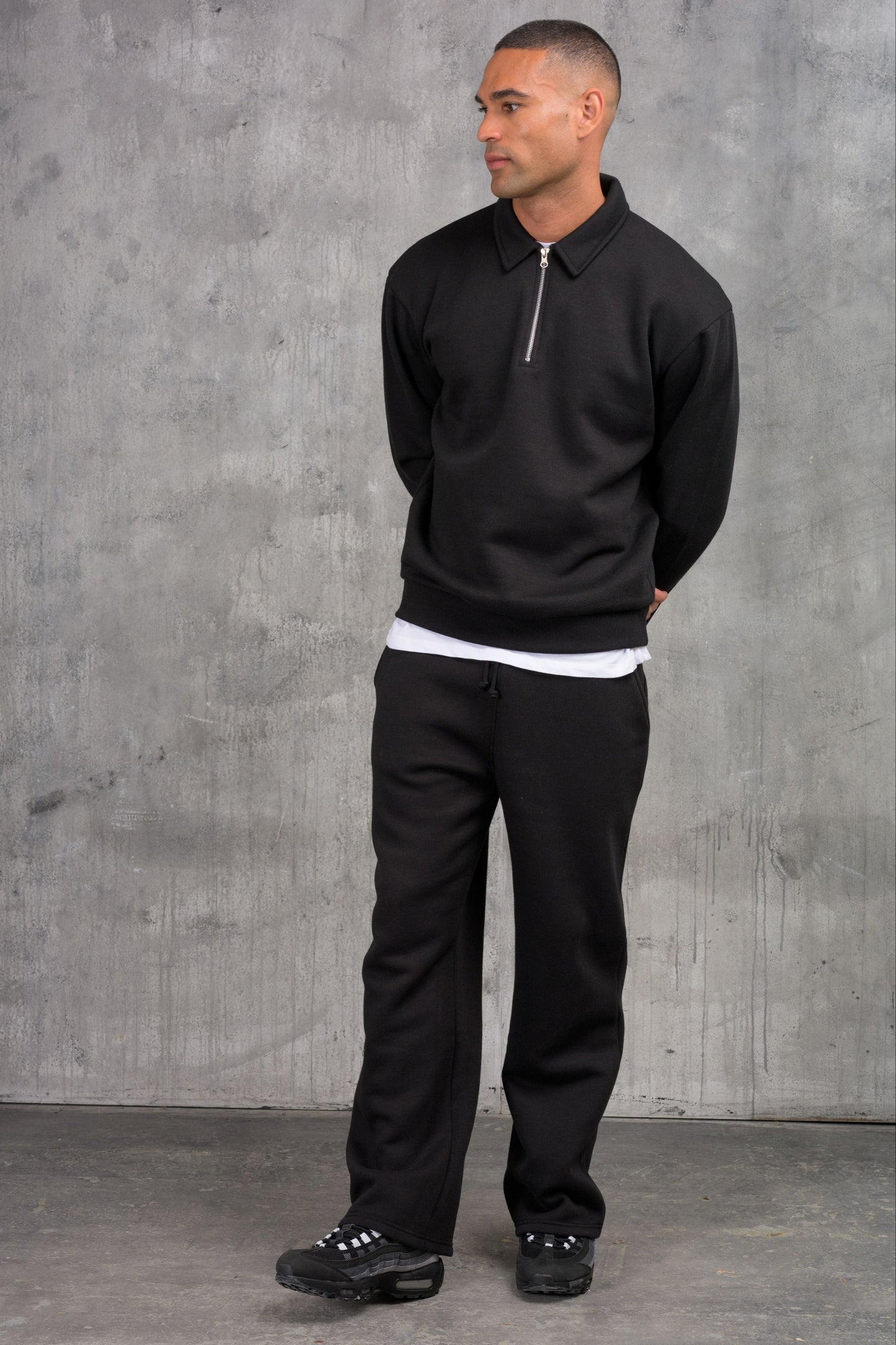MATEUS 1/4 ZIP TRACKSUIT - BLACK