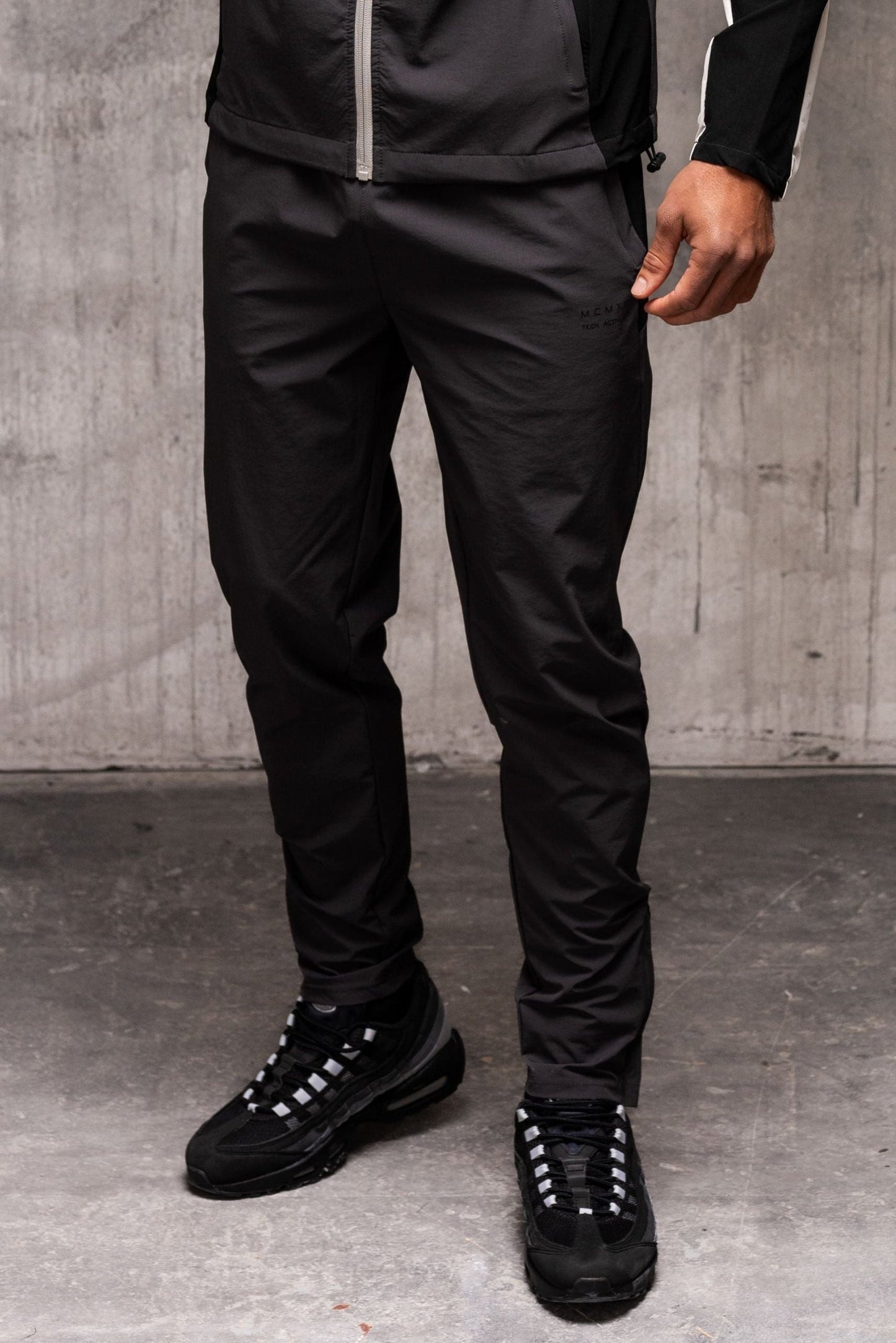 PULSE TECH PANT - ASH/DKCHAR/BLK