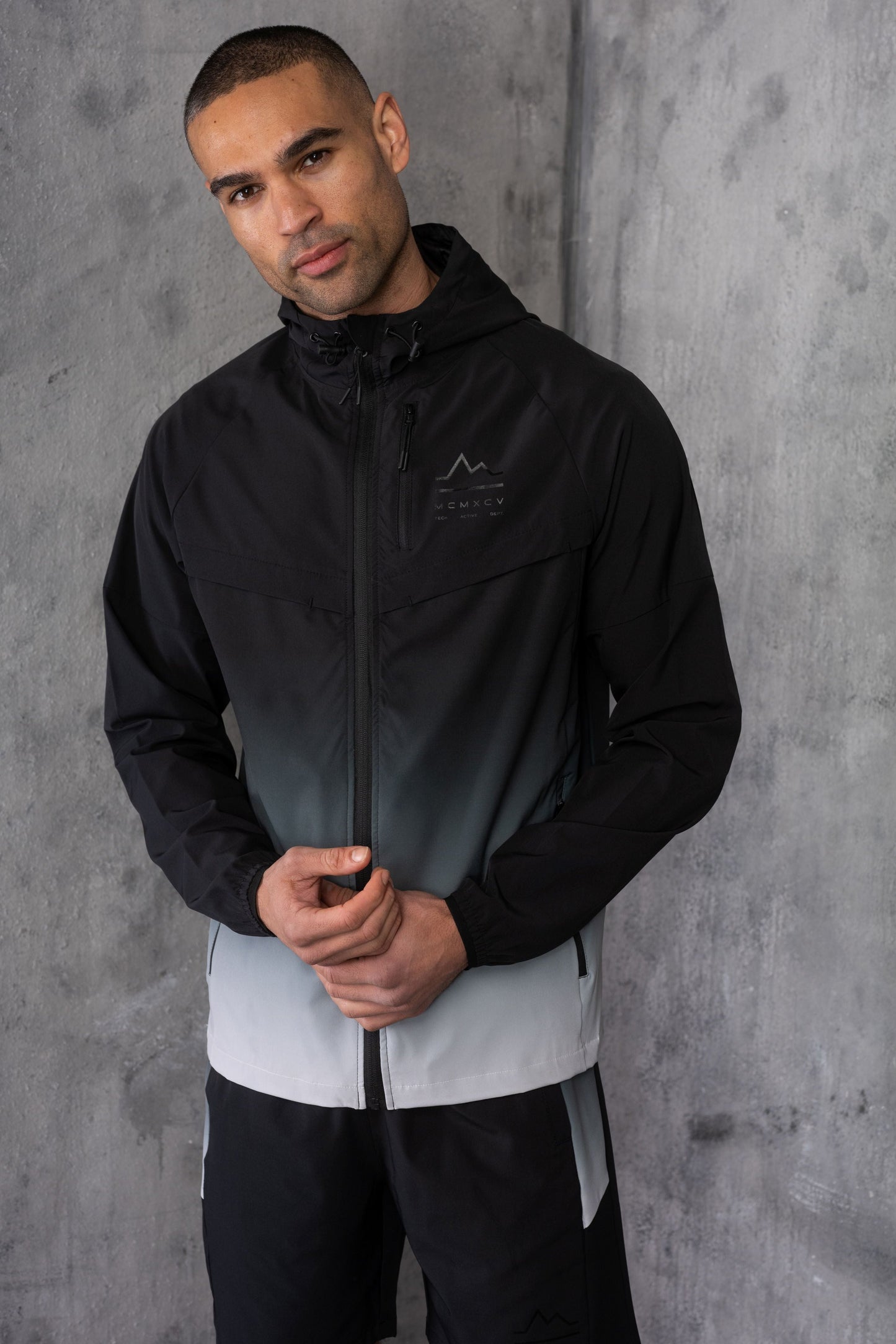 SURGE WINDBREAKER JACKET & SHORT - SILVER/BLACK