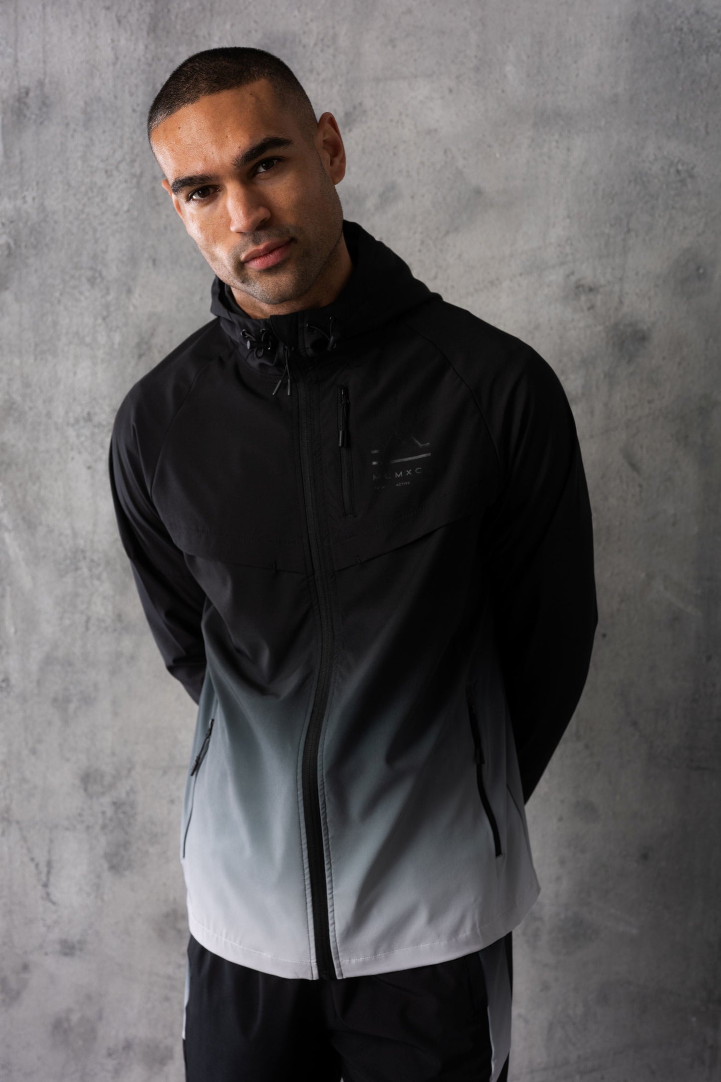 SURGE WINDBREAKER JACKET & SHORT - SILVER/BLACK